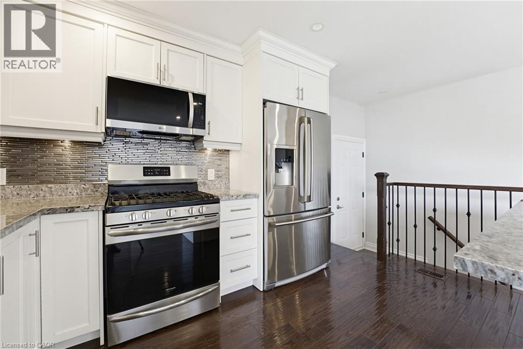 157 HOOVER Crescent, Hamilton, Ontario, L9A3H2 — Photo 14