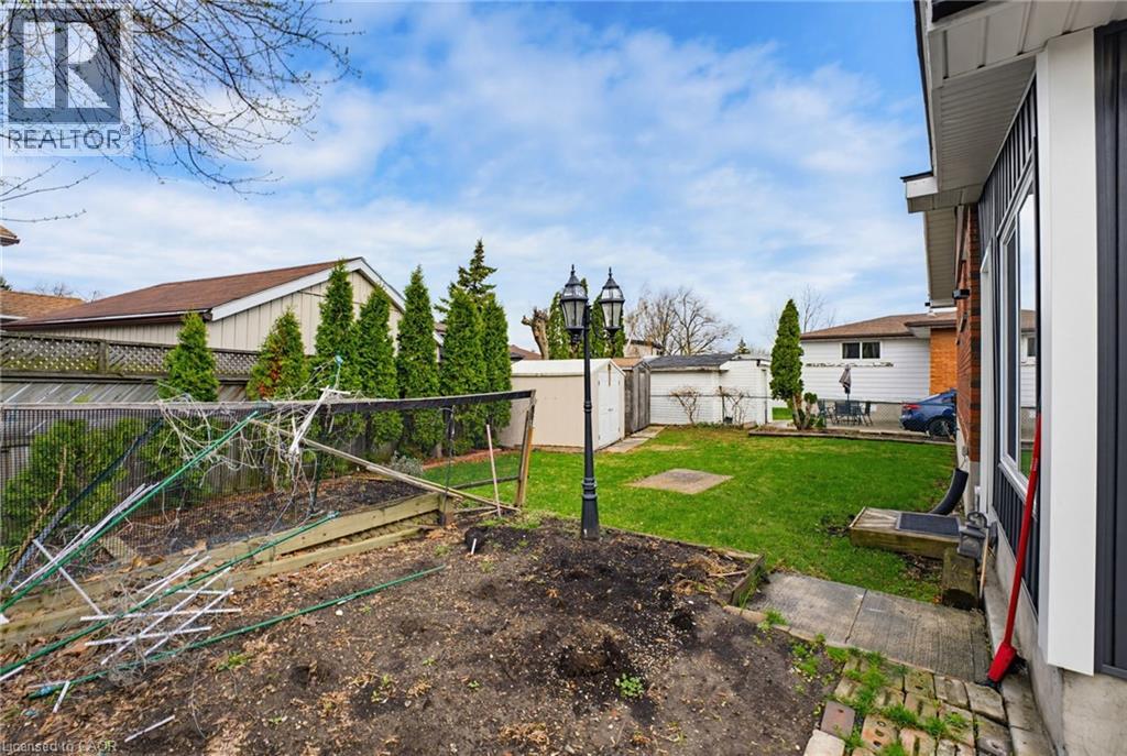 157 HOOVER Crescent, Hamilton, Ontario, L9A3H2 — Photo 37