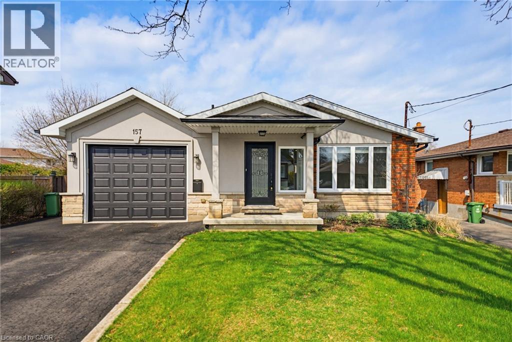 157 HOOVER Crescent, Hamilton, Ontario, L9A3H2 — Photo 7