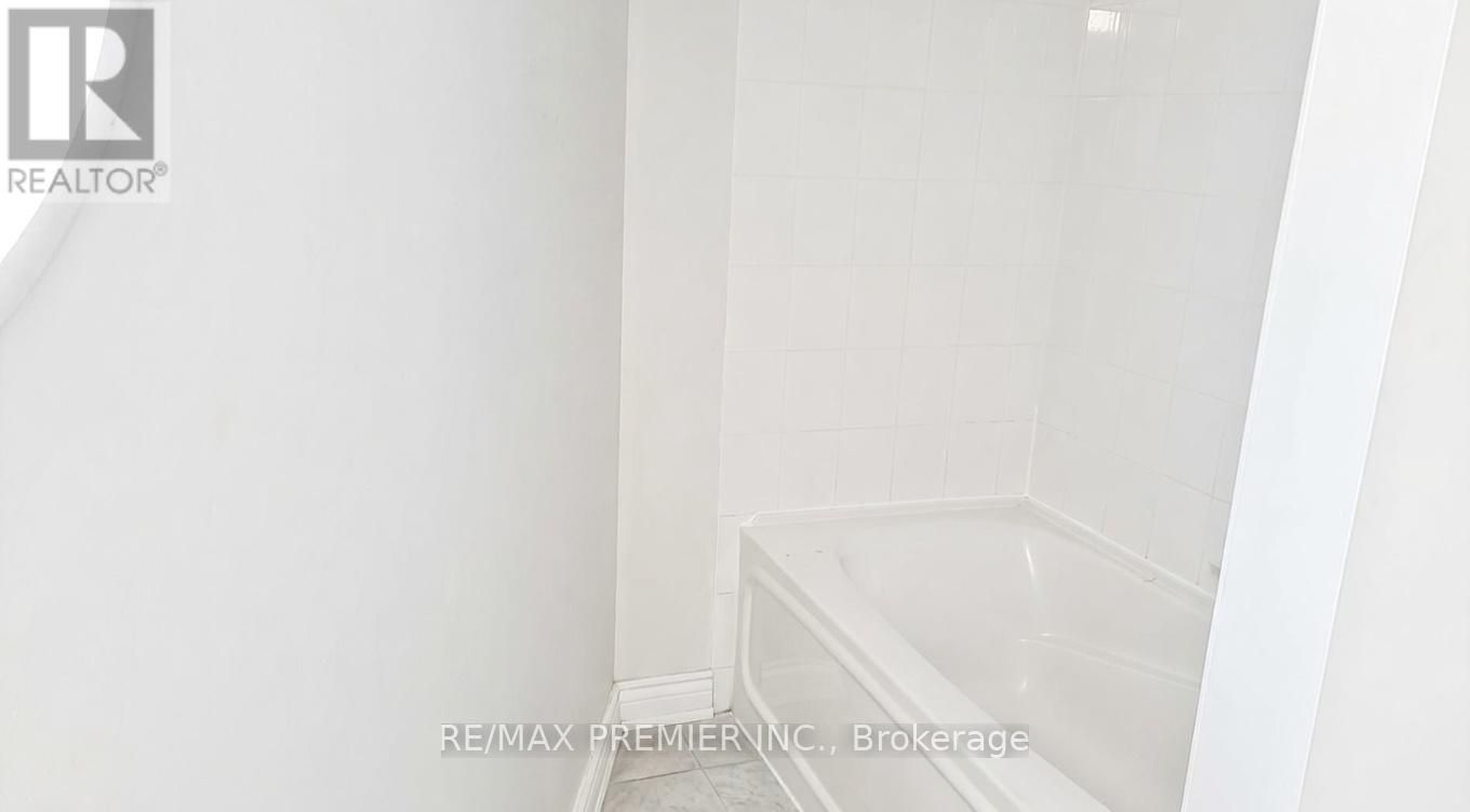 719 - 600 QUEENS QUAY W, Toronto (Waterfront Communities), Ontario, M5V3M3 — Photo 8