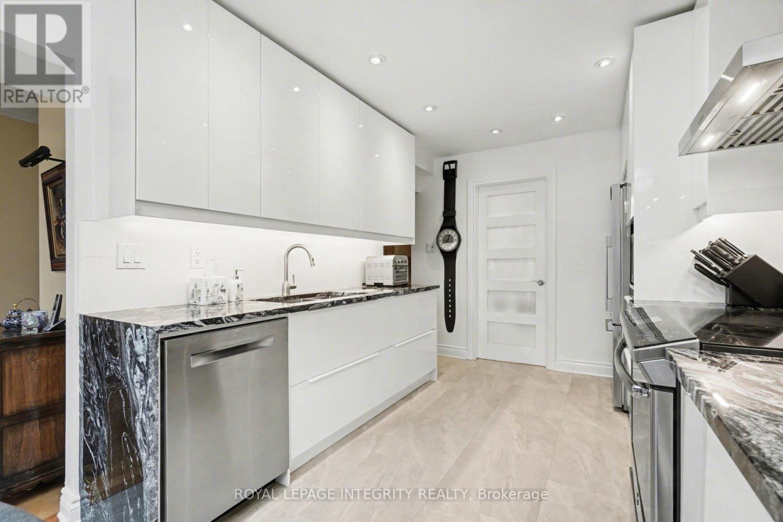 30 - 100 HILLSIDE DRIVE, Ottawa, Ontario, K1K4J4 — Photo 14