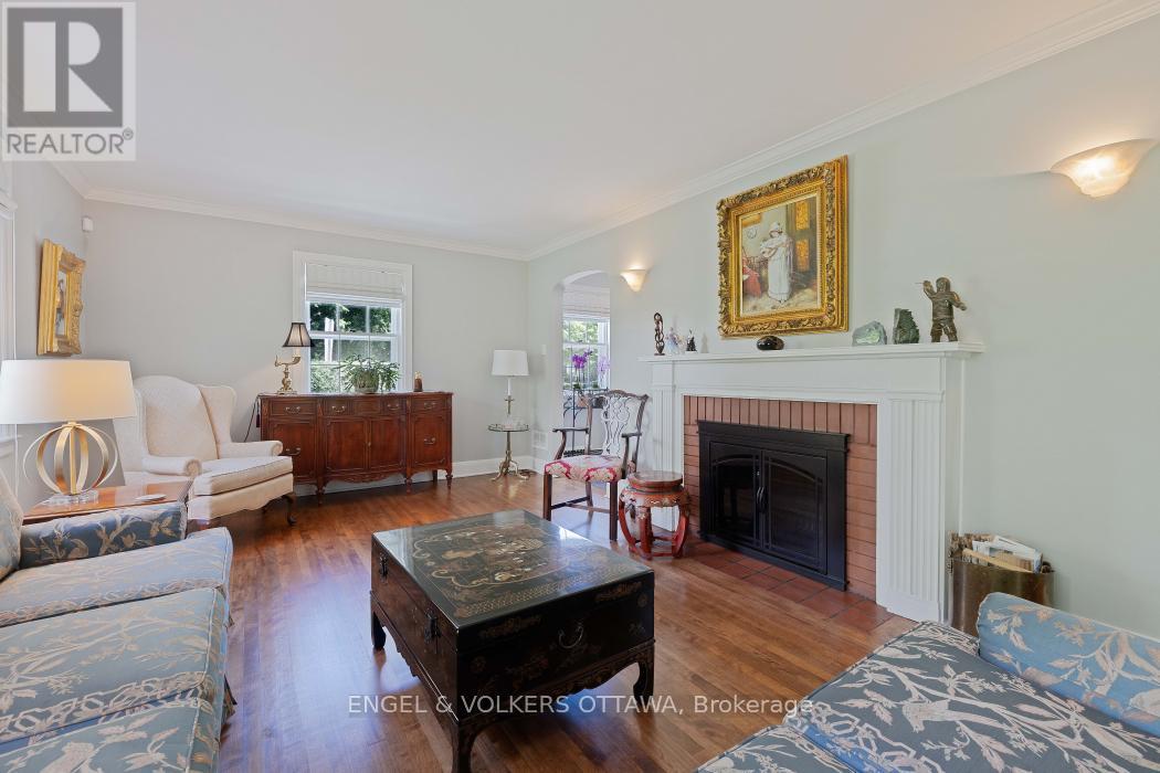 215 SPRINGFIELD ROAD, Ottawa, Ontario, K1M0L1 — Photo 10