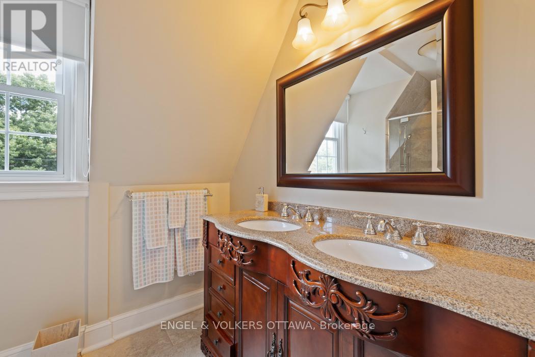 215 SPRINGFIELD ROAD, Ottawa, Ontario, K1M0L1 — Photo 23