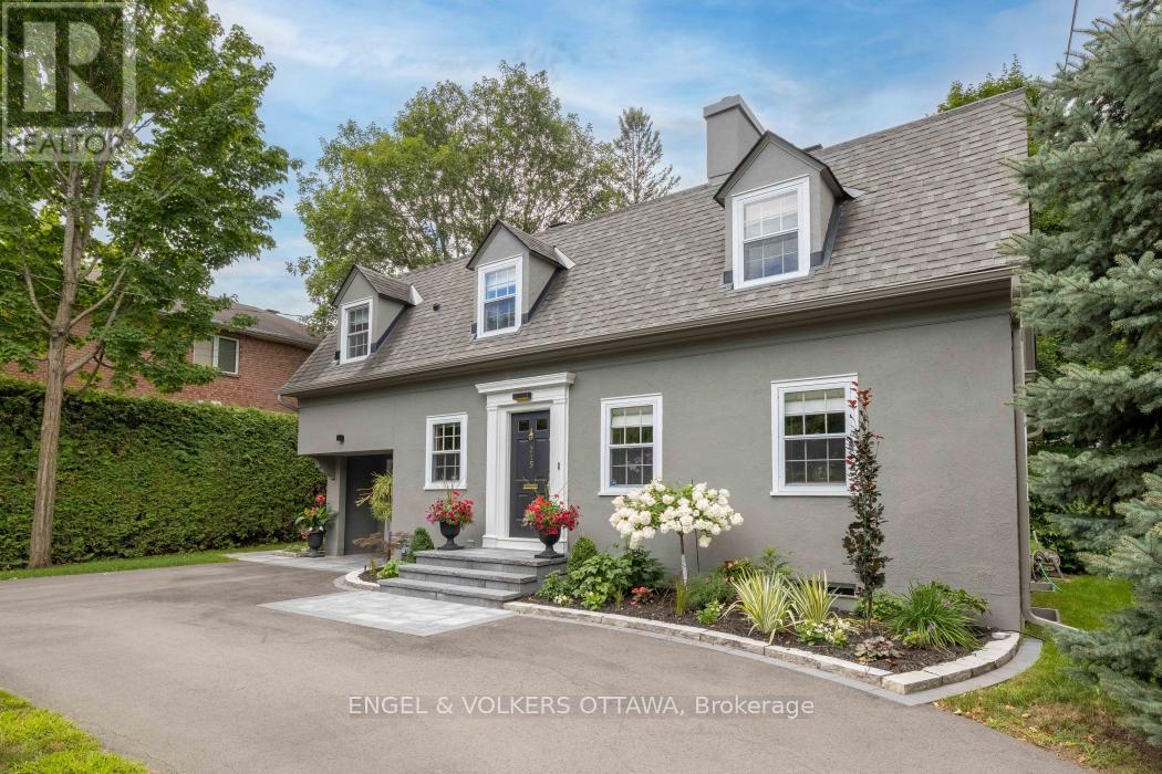 215 SPRINGFIELD ROAD, Ottawa, Ontario, K1M0L1 — Photo 3