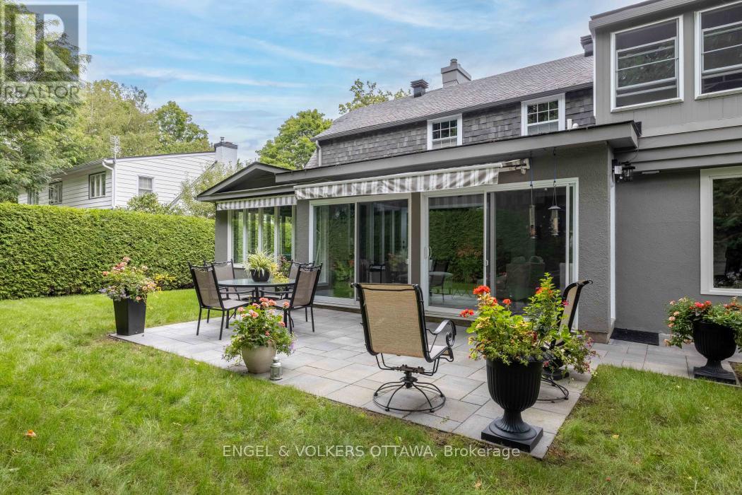 215 SPRINGFIELD ROAD, Ottawa, Ontario, K1M0L1 — Photo 35