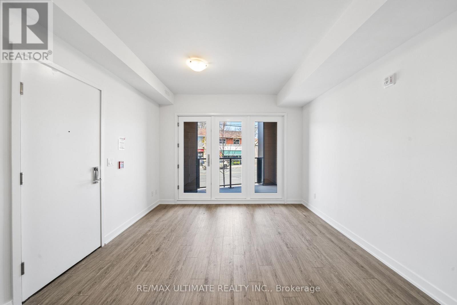 34 - 35 BIRCHCLIFF AVENUE, Toronto (Birchcliffe-Cliffside), Ontario, M1N0C1 — Photo 2