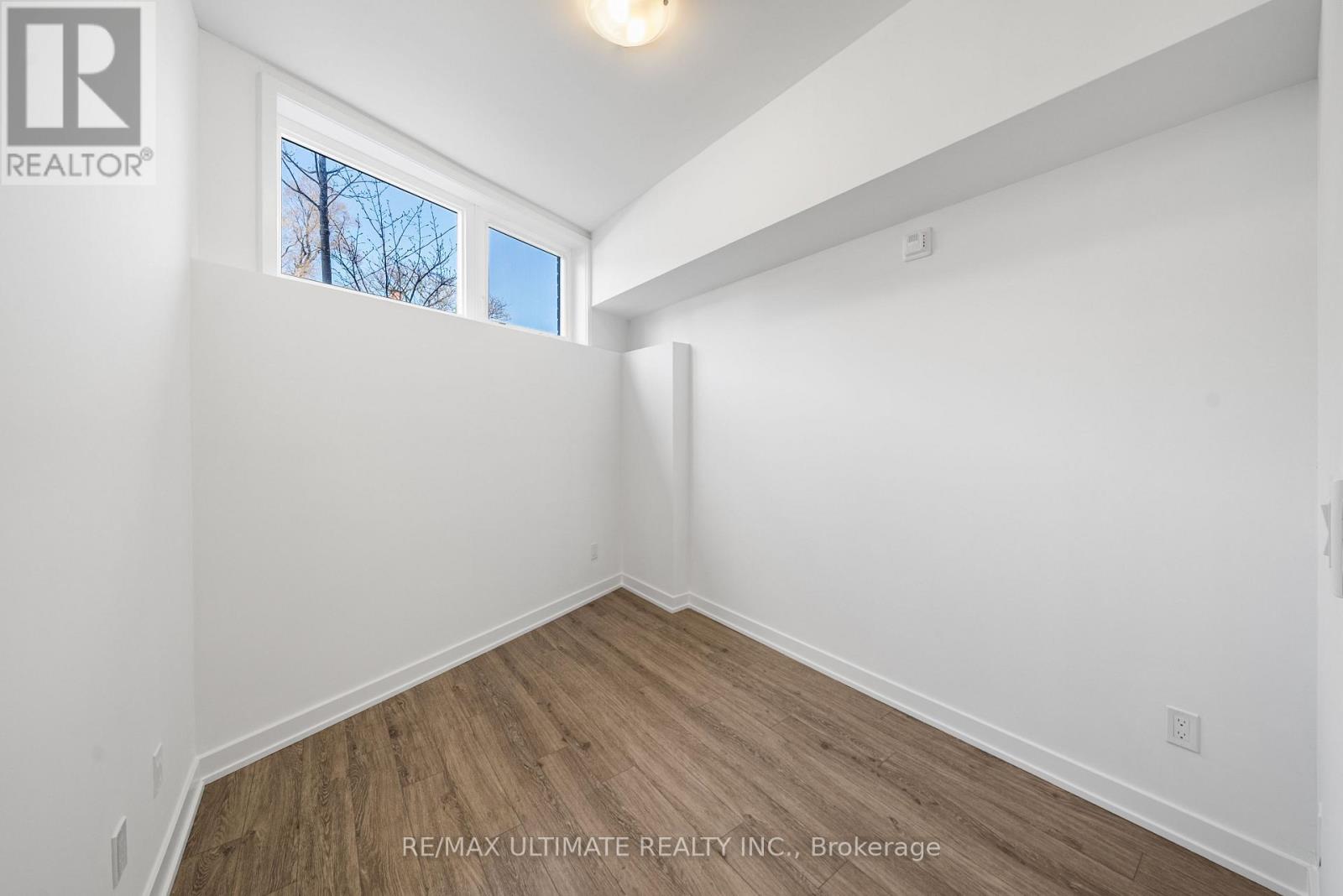 34 - 35 BIRCHCLIFF AVENUE, Toronto (Birchcliffe-Cliffside), Ontario, M1N0C1 — Photo 9