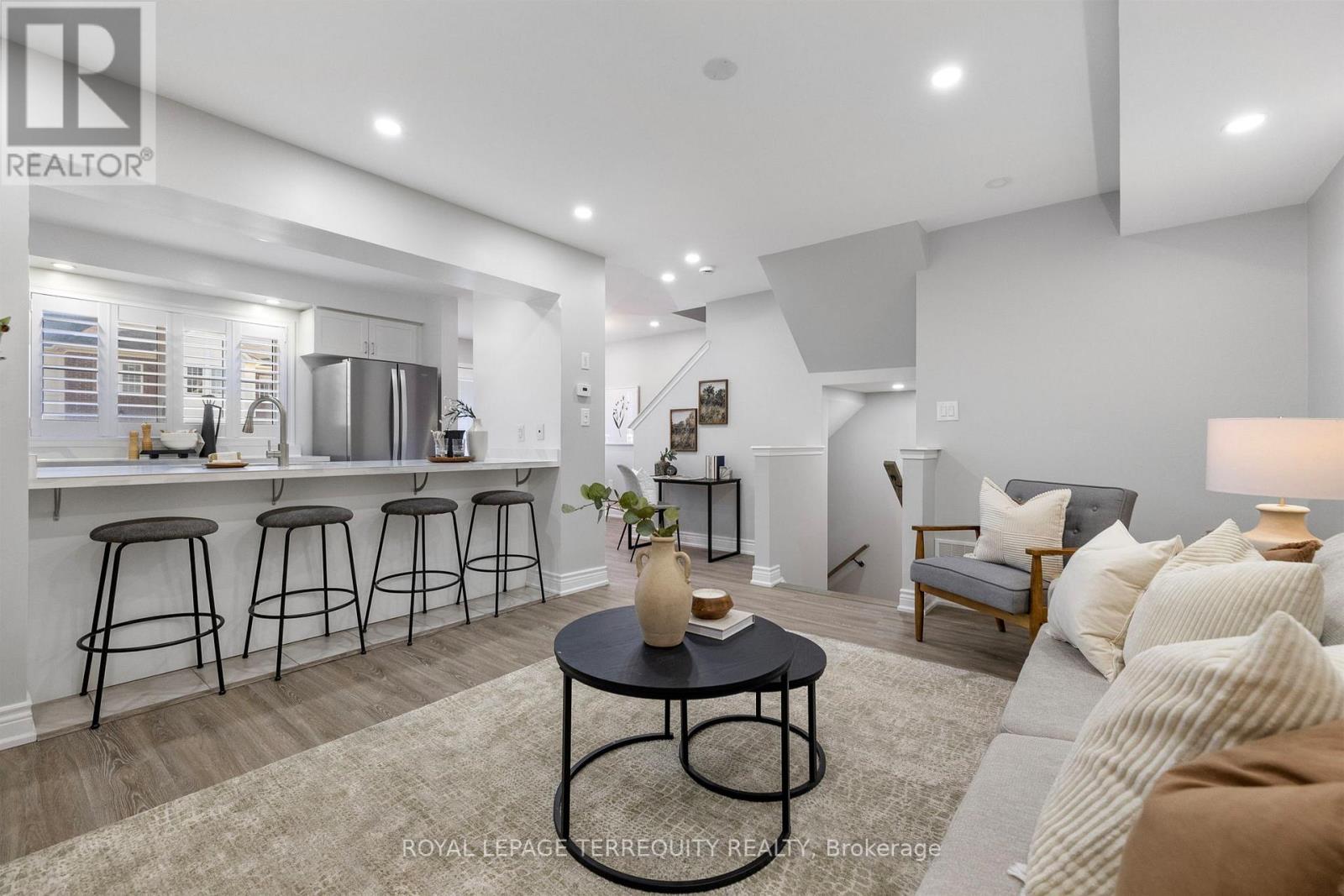 1058 CLIPPER LANE, Pickering, Ontario, L1X0E9 — Photo 11