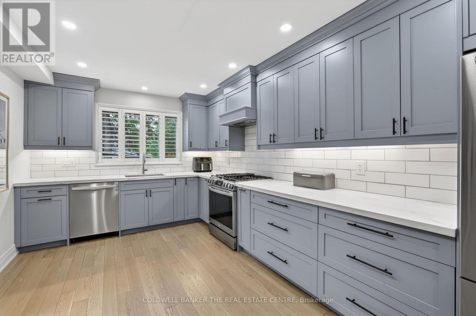 404 BOTSFORD STREET, Newmarket (Central Newmarket), Ontario, L3Y1S8 — Photo 11