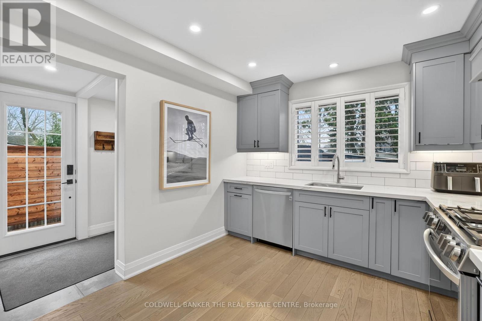 404 BOTSFORD STREET, Newmarket (Central Newmarket), Ontario, L3Y1S8 — Photo 13