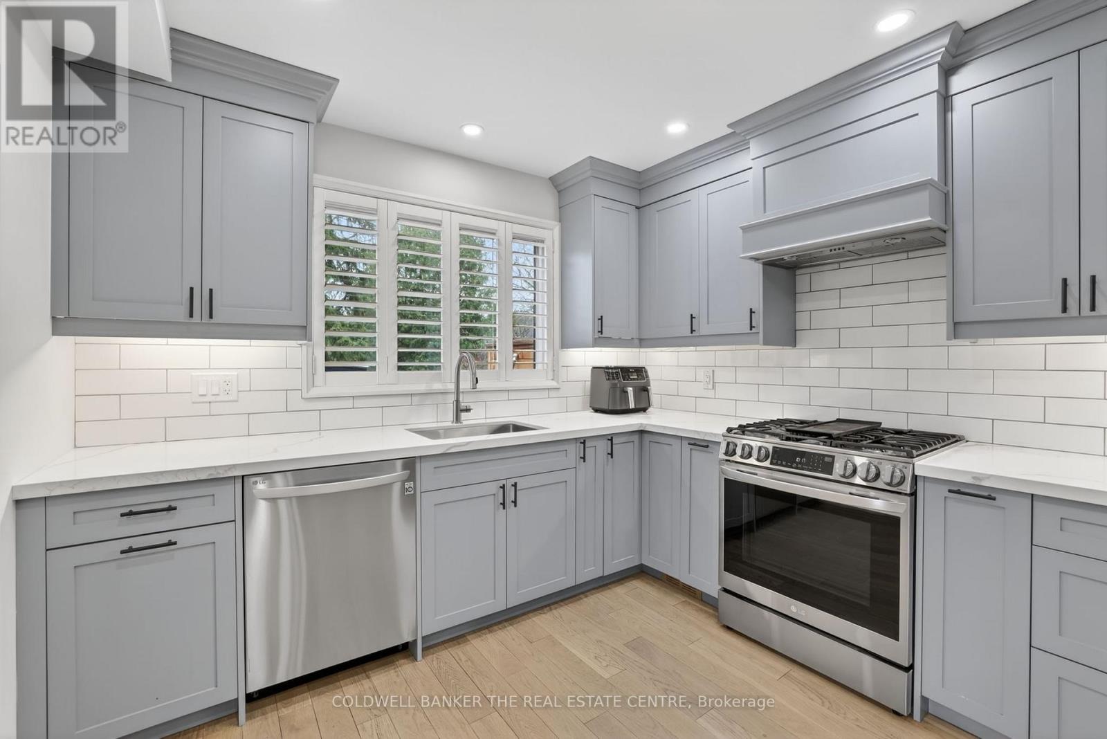 404 BOTSFORD STREET, Newmarket (Central Newmarket), Ontario, L3Y1S8 — Photo 15