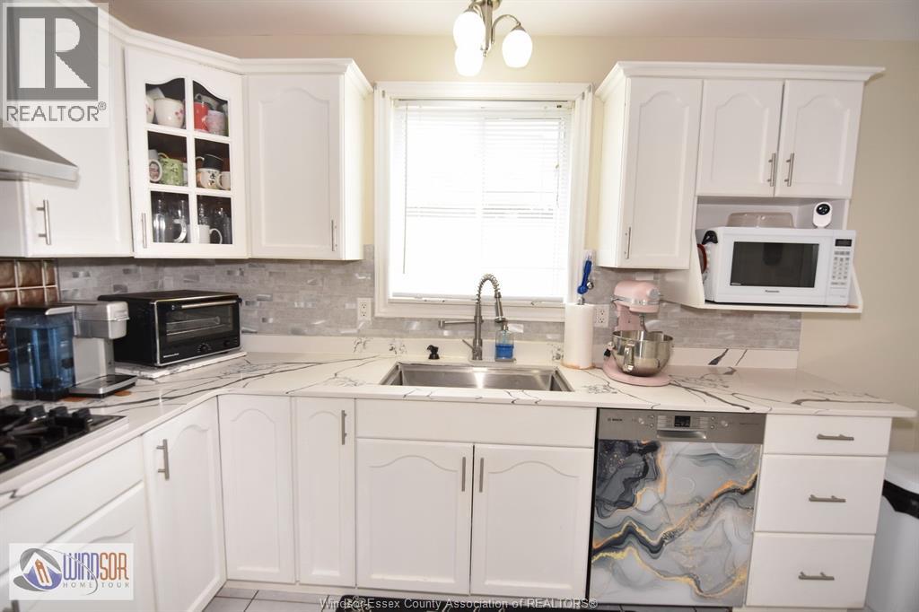 3658 IRONGATE, Windsor, Ontario, N8W5T4 — Photo 18