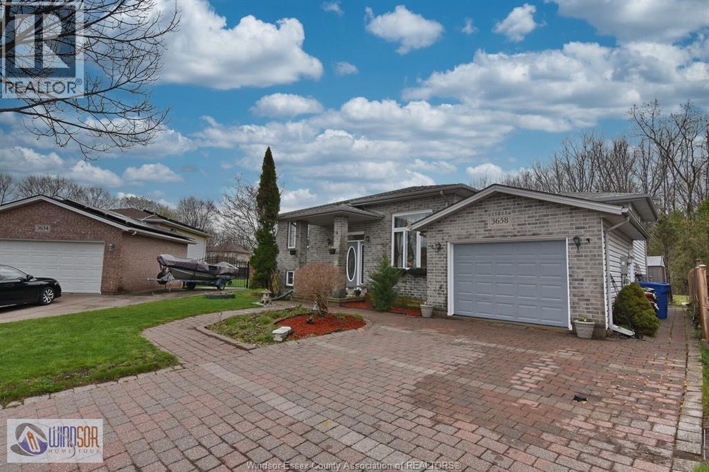 3658 IRONGATE, Windsor, Ontario, N8W5T4 — Photo 3