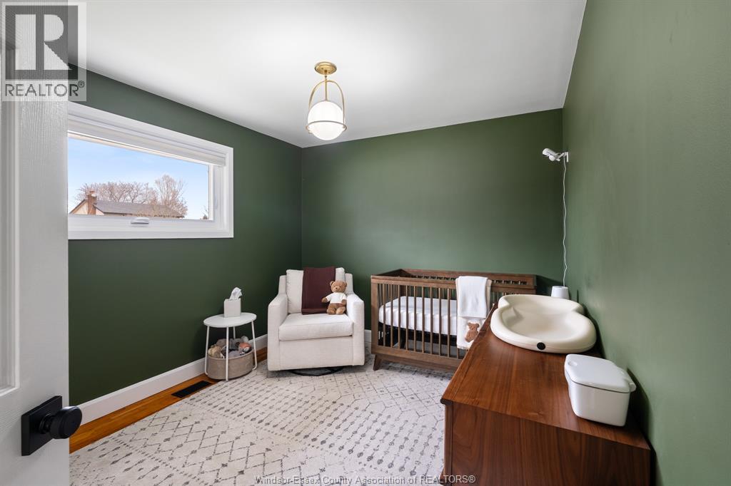 735 Lounsborough, Windsor, Ontario, N9G1G1 — Photo 20