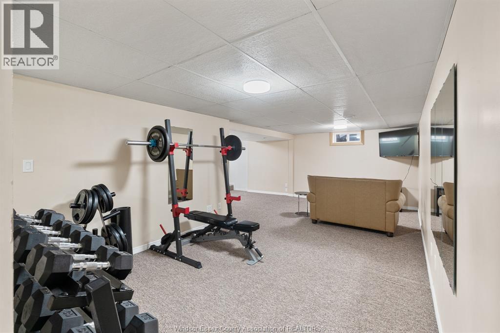 735 Lounsborough, Windsor, Ontario, N9G1G1 — Photo 30