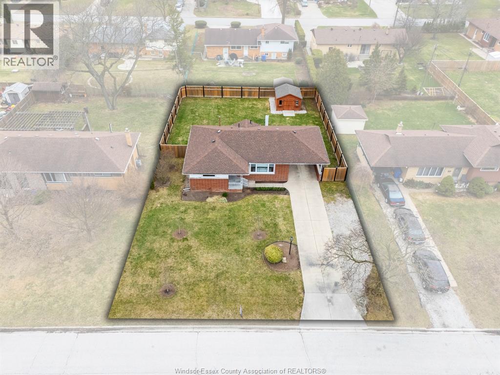 735 Lounsborough, Windsor, Ontario, N9G1G1 — Photo 35