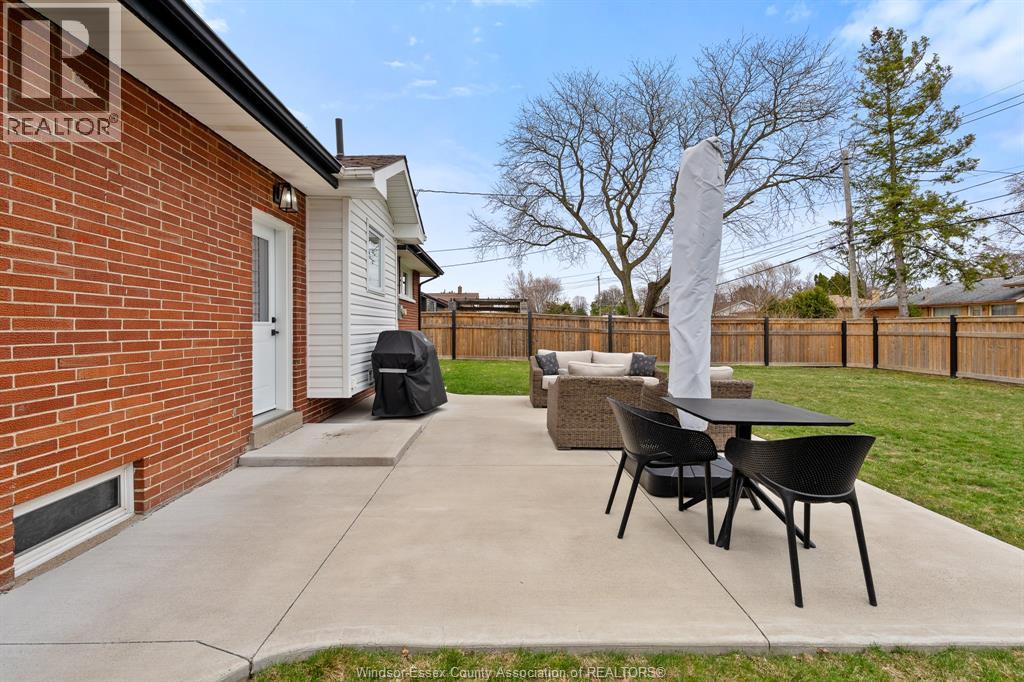 735 Lounsborough, Windsor, Ontario, N9G1G1 — Photo 45
