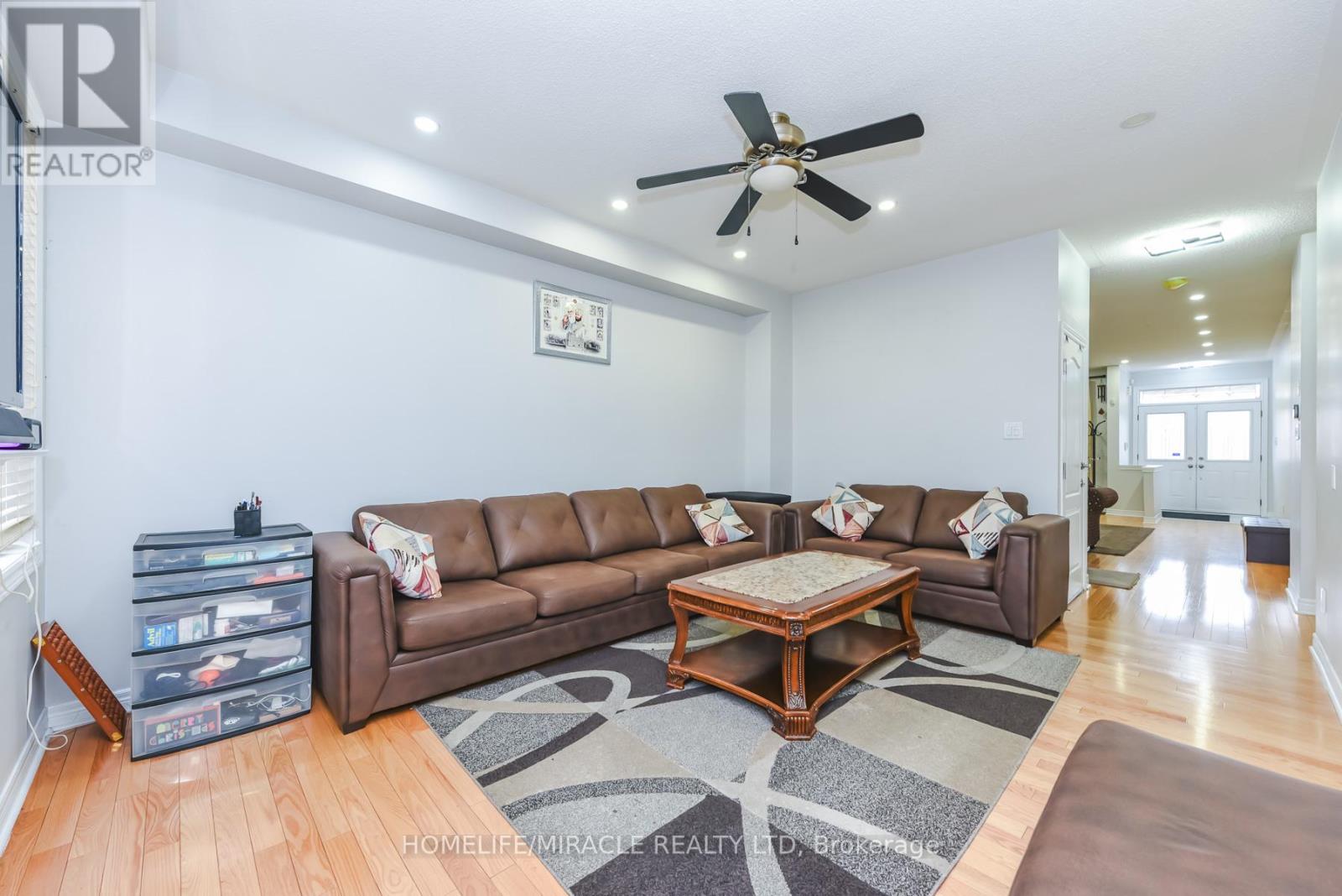 20 GAMSON CRESCENT, Brampton (Sandringham-Wellington), Ontario, L6R0V8 — Photo 11