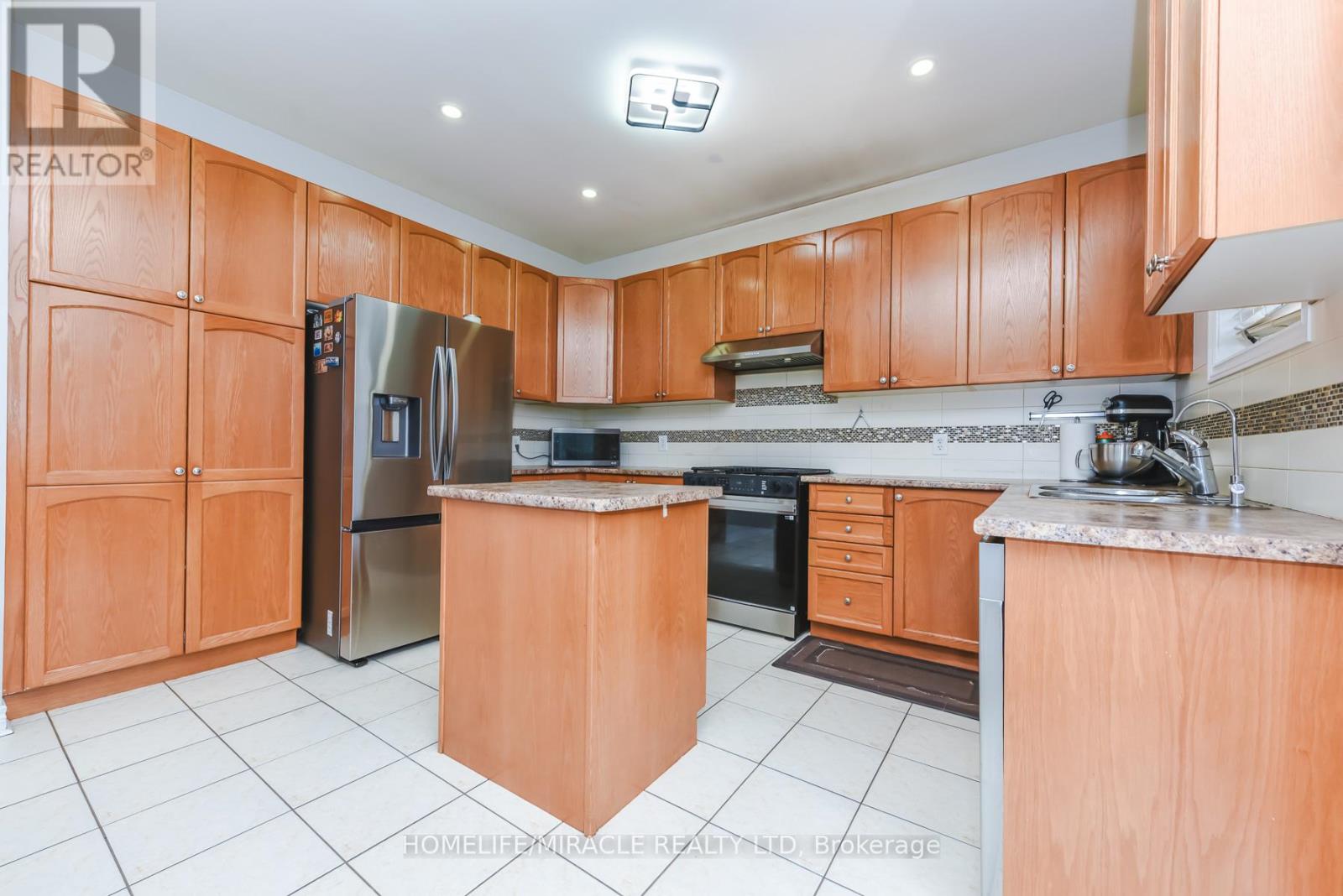 20 GAMSON CRESCENT, Brampton (Sandringham-Wellington), Ontario, L6R0V8 — Photo 14