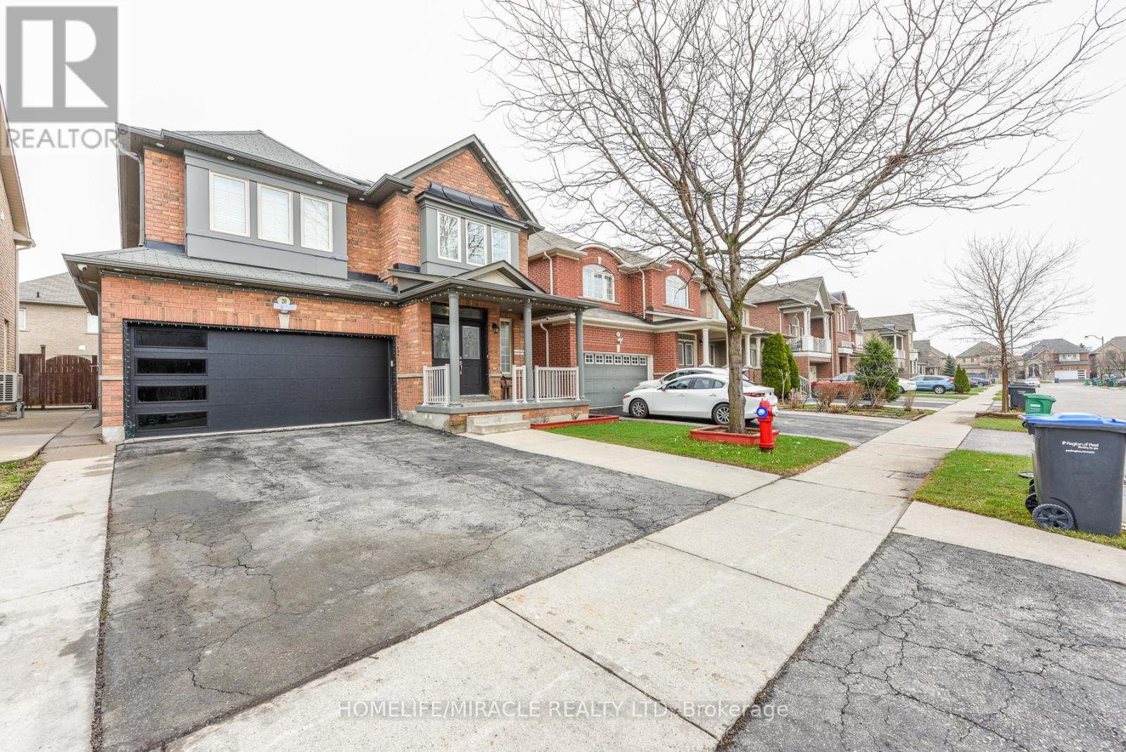 20 GAMSON CRESCENT, Brampton (Sandringham-Wellington), Ontario, L6R0V8 — Photo 2