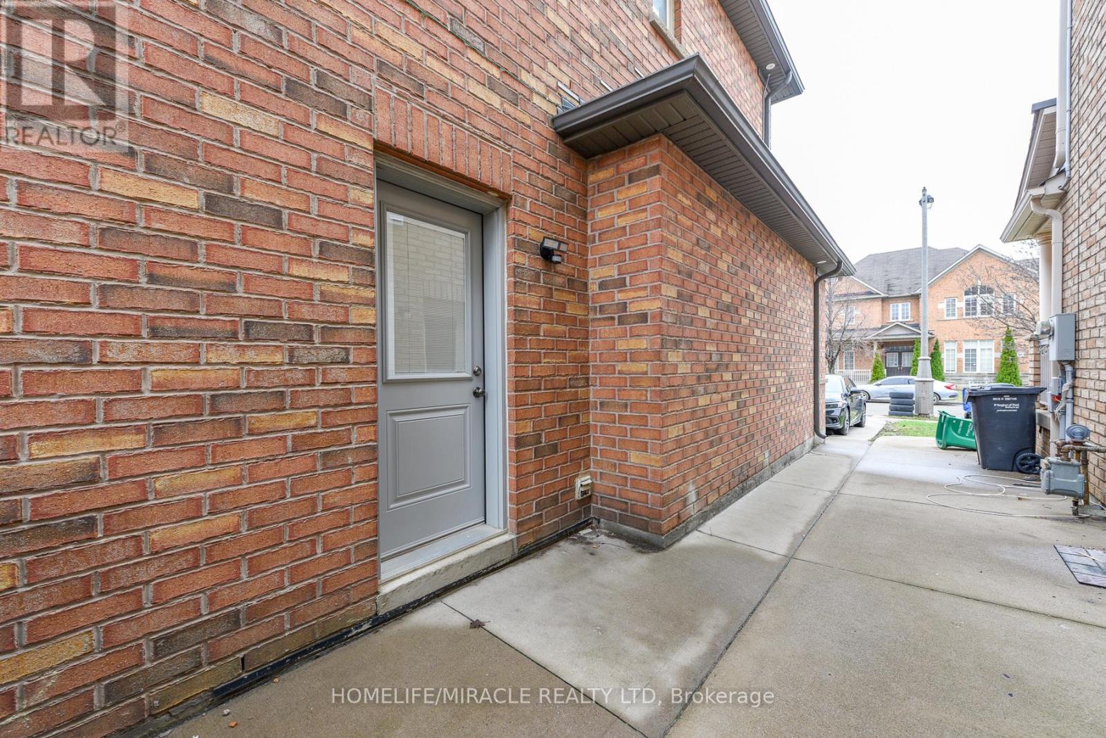 20 GAMSON CRESCENT, Brampton (Sandringham-Wellington), Ontario, L6R0V8 — Photo 34