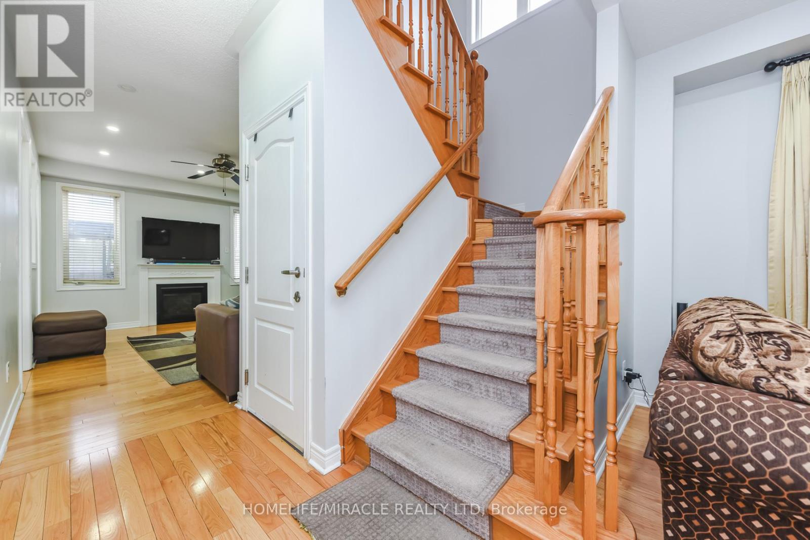 20 GAMSON CRESCENT, Brampton (Sandringham-Wellington), Ontario, L6R0V8 — Photo 8