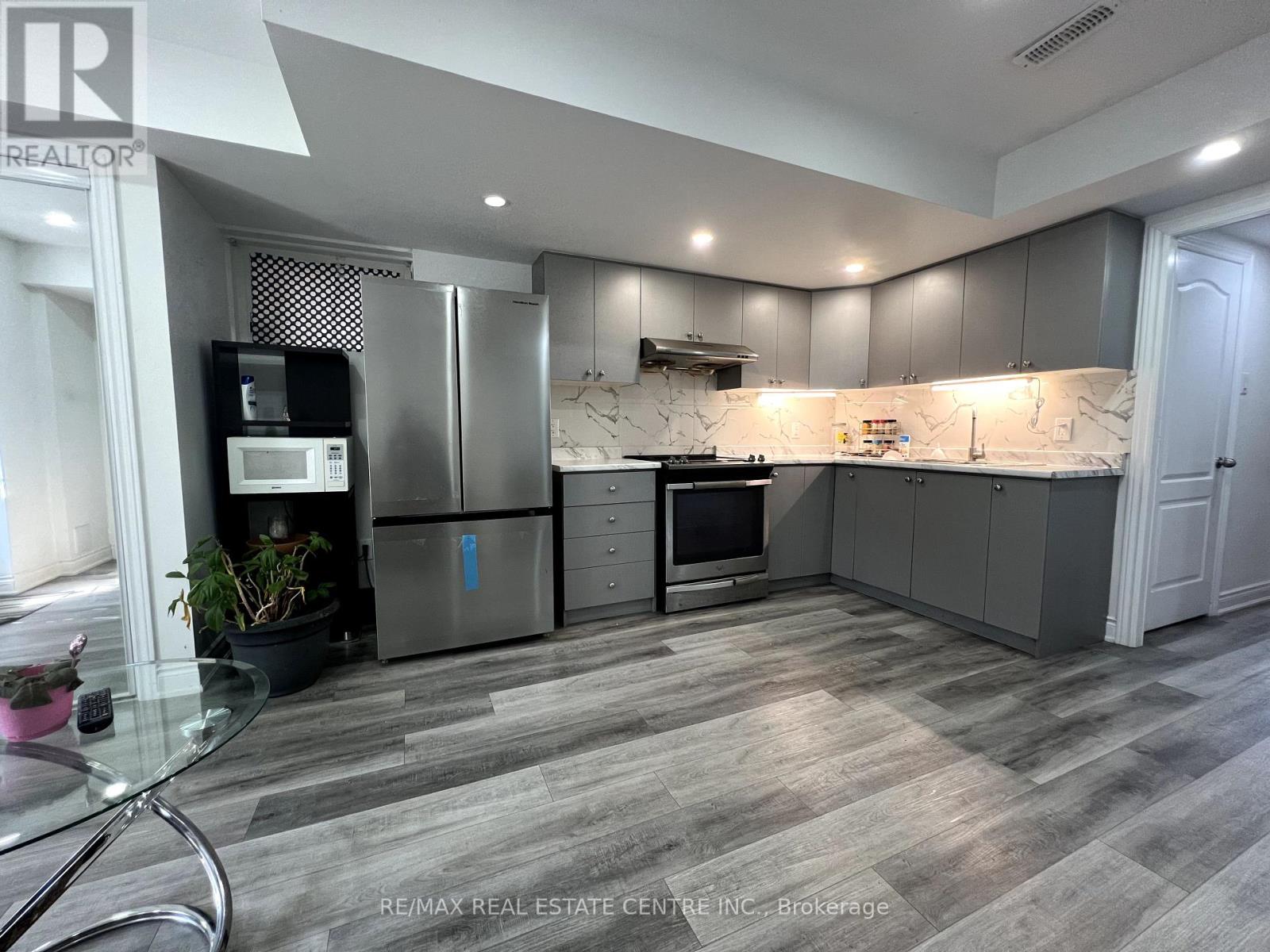 BSMT - 348 MCDOUGALL CROSSING CRESCENT, Milton (HA Harrison), Ontario, L9T0N5 — Photo 4