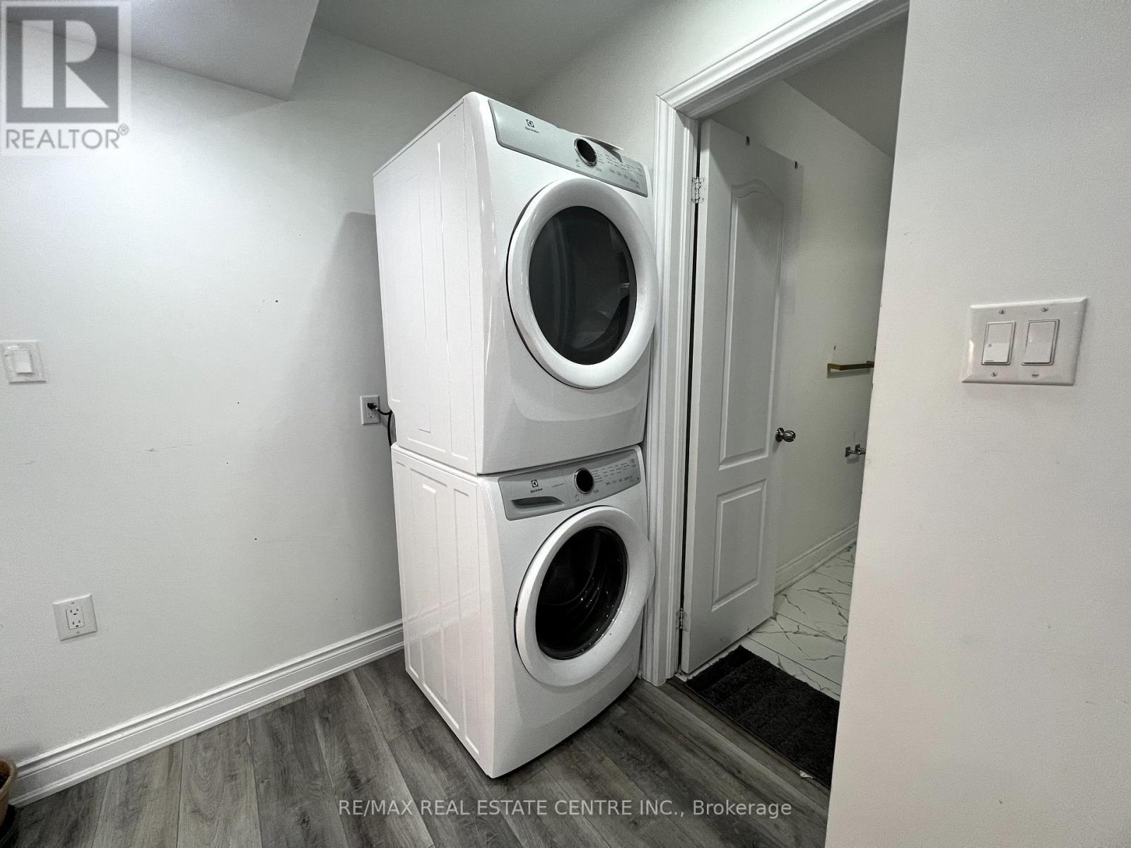 BSMT - 348 MCDOUGALL CROSSING CRESCENT, Milton (HA Harrison), Ontario, L9T0N5 — Photo 9
