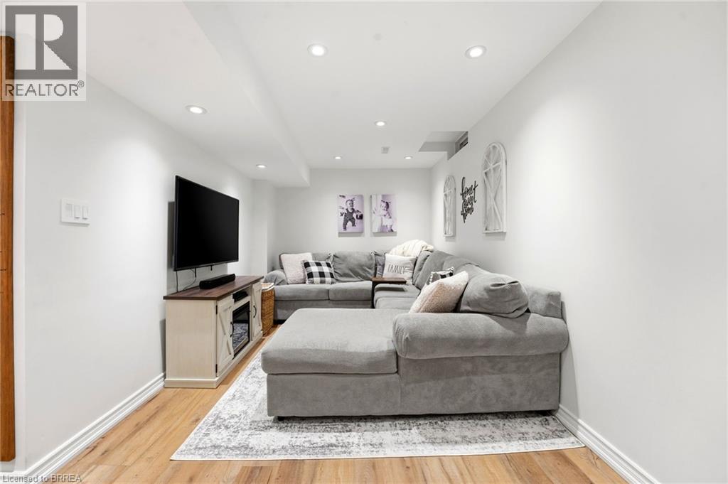 163 SPRING CREEK Drive, Waterdown, Ontario, L8B0X8 — Photo 29