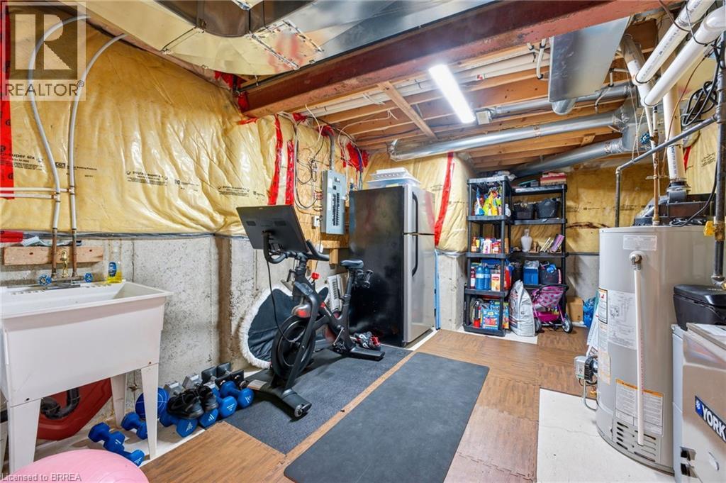 163 SPRING CREEK Drive, Waterdown, Ontario, L8B0X8 — Photo 33