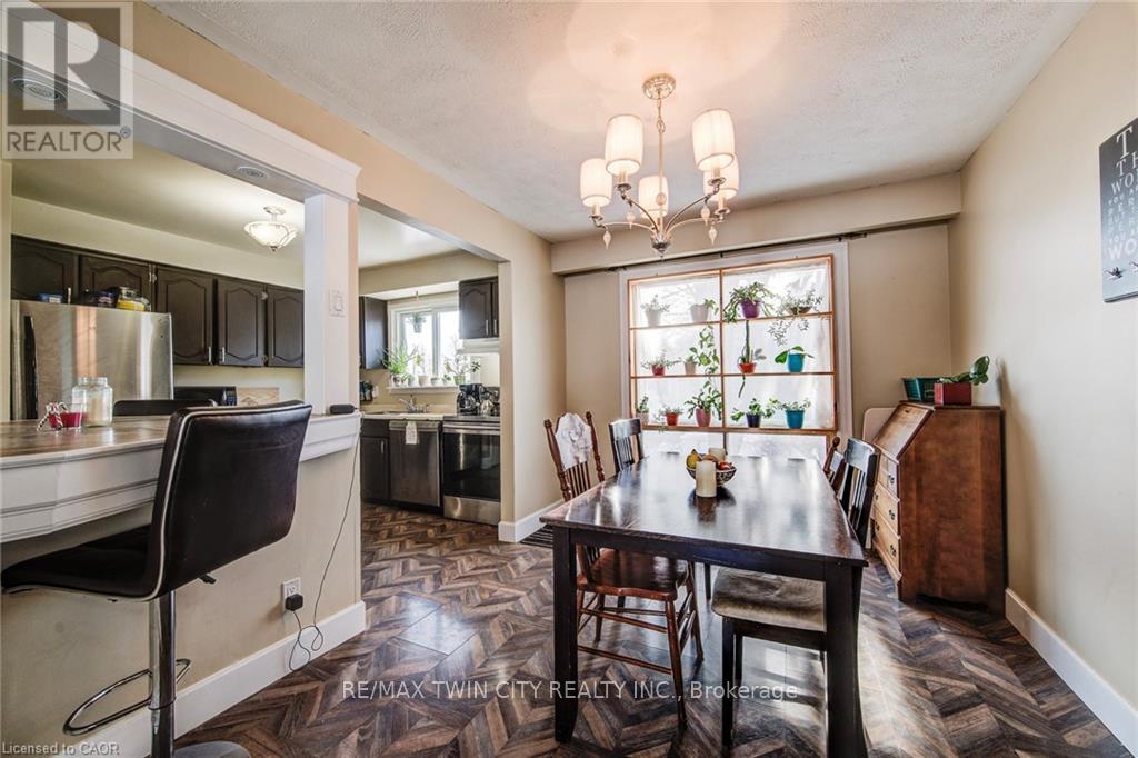 71 SHADELAND CRESCENT, Kitchener, Ontario, N2M2J1 — Photo 10