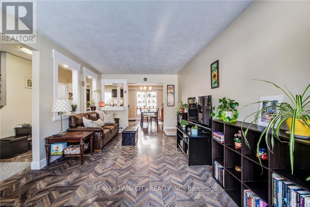 71 SHADELAND CRESCENT, Kitchener, Ontario, N2M2J1 — Photo 7