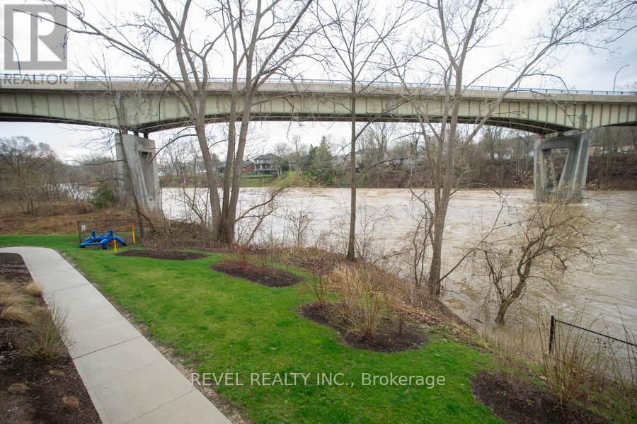 11 - 2 WILLOW STREET, Brant (Paris), Ontario, N3L0C6 — Photo 20