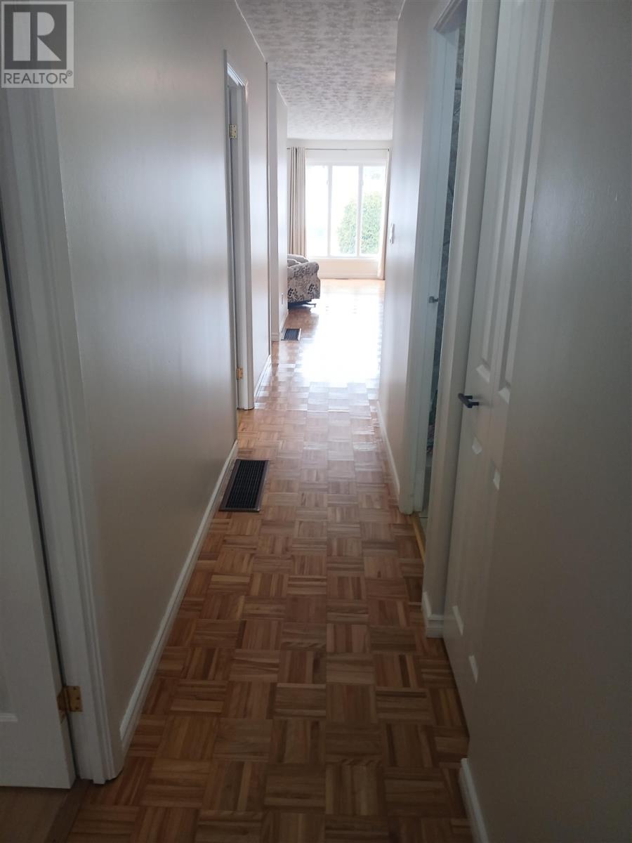 12 Forest PL, Elliot Lake, Ontario, P5A3C6 — Photo 11