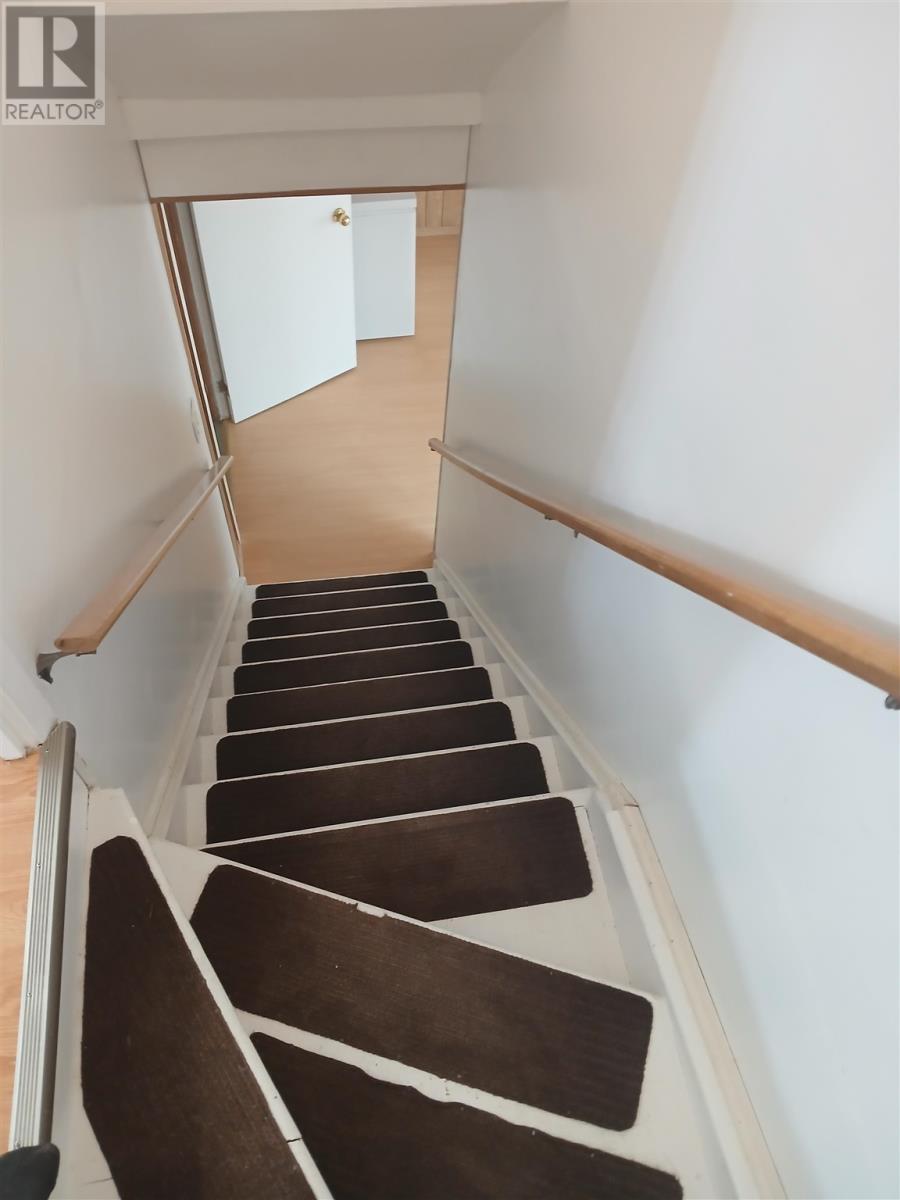 12 Forest PL, Elliot Lake, Ontario, P5A3C6 — Photo 18