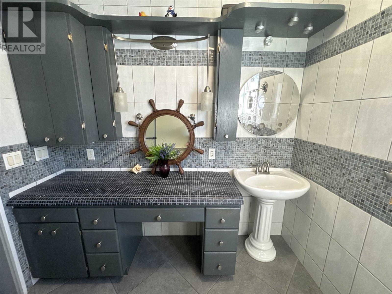 9 Axmith AVE, Elliot Lake, Ontario, P5A1B5 — Photo 16