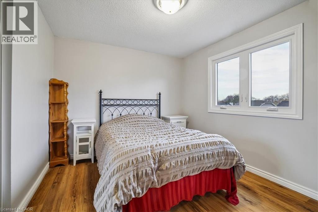 2208 MELISSA Crescent, Burlington, Ontario, L7P4J7 — Photo 21