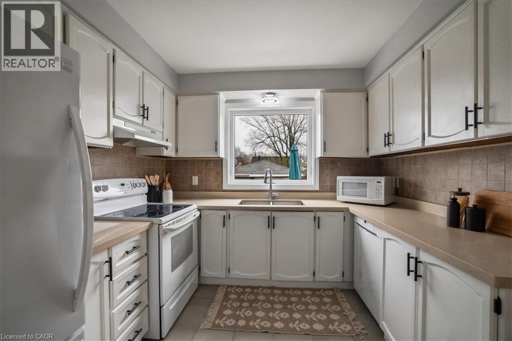 2208 MELISSA Crescent, Burlington, Ontario, L7P4J7 — Photo 23