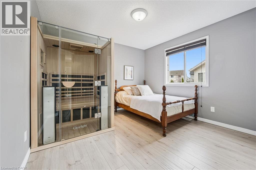 707 COMMONWEALTH Crescent, Kitchener, Ontario, N2E4J8 — Photo 23