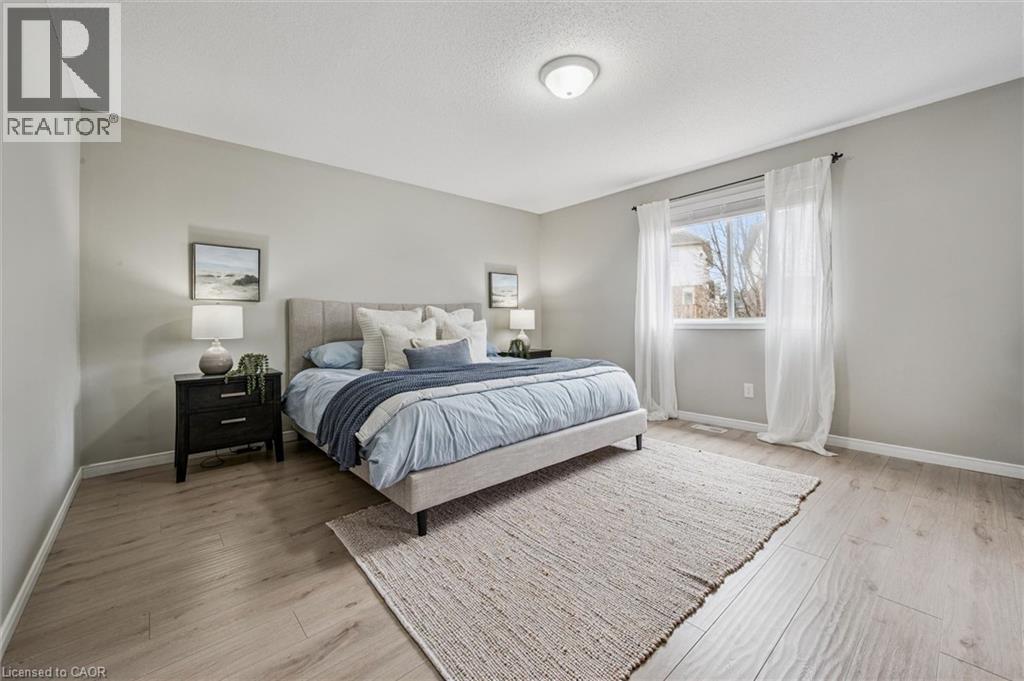 707 COMMONWEALTH Crescent, Kitchener, Ontario, N2E4J8 — Photo 29