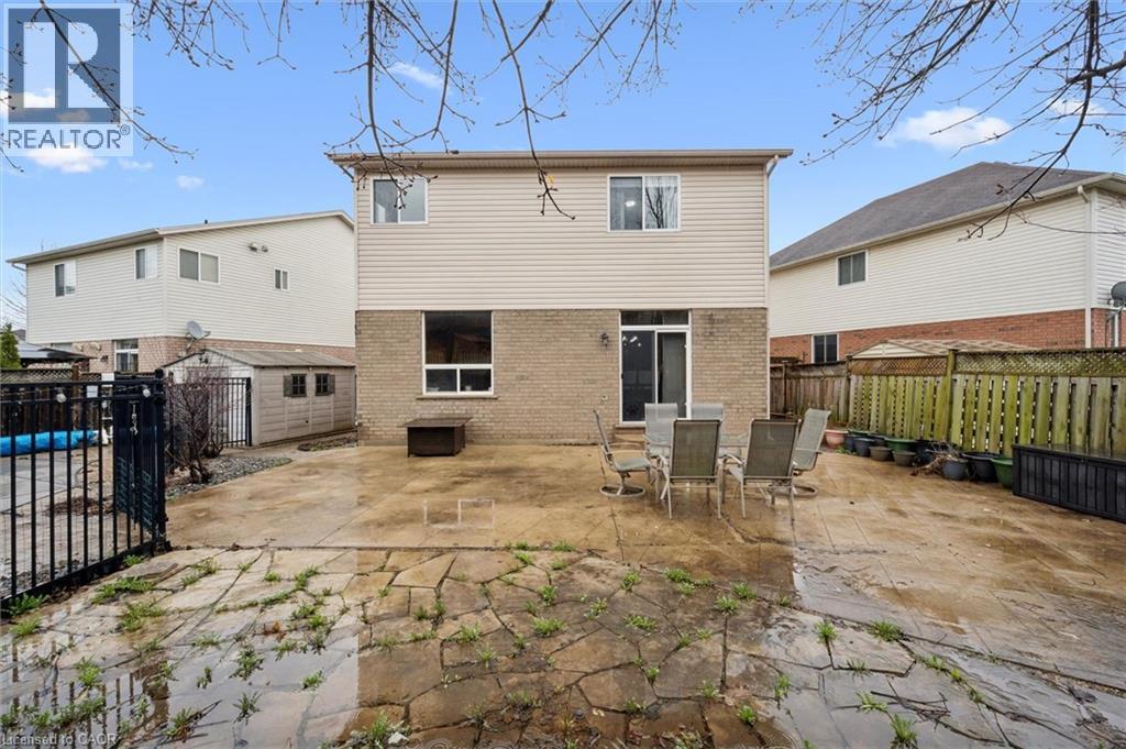 707 COMMONWEALTH Crescent, Kitchener, Ontario, N2E4J8 — Photo 43