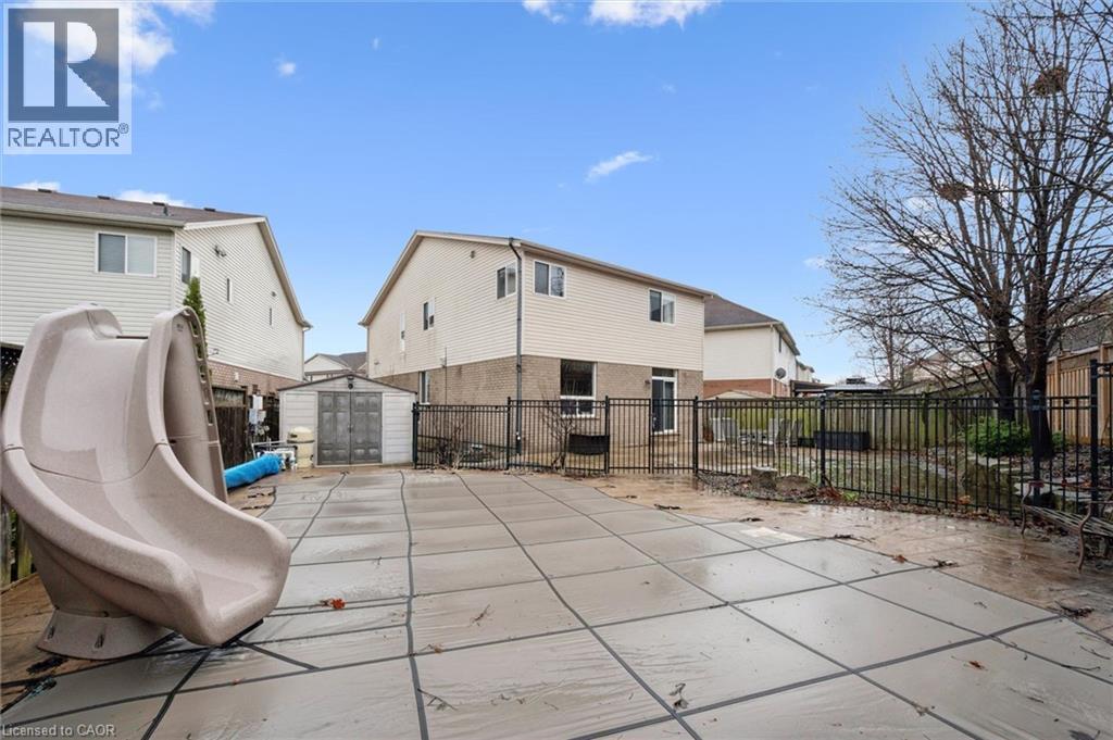 707 COMMONWEALTH Crescent, Kitchener, Ontario, N2E4J8 — Photo 45