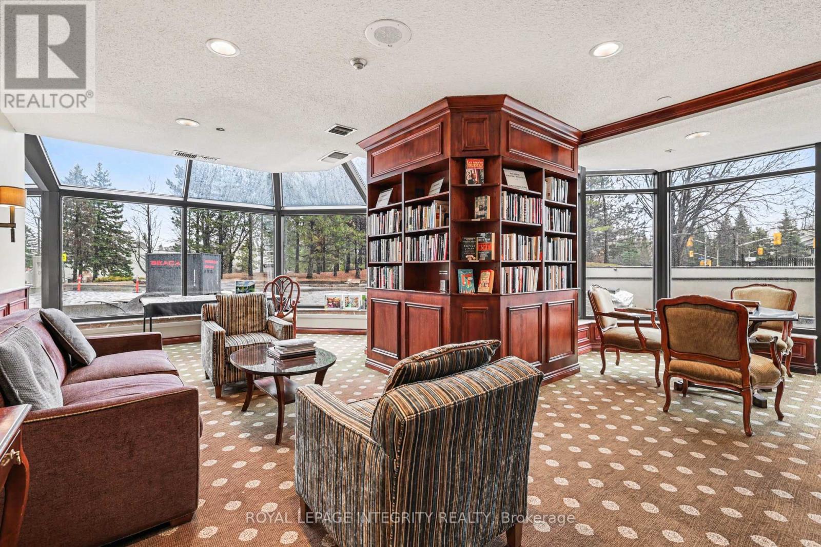 1905 - 1510 RIVERSIDE DRIVE, Ottawa, Ontario, K1G4X5 — Photo 25