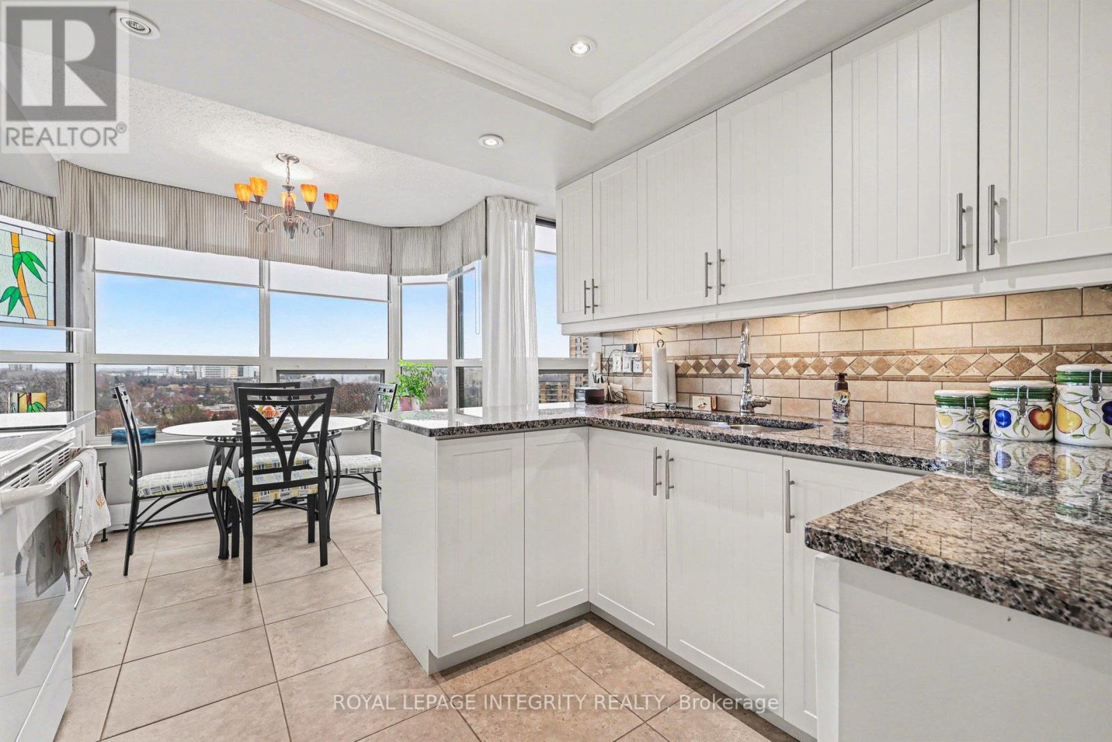 1905 - 1510 RIVERSIDE DRIVE, Ottawa, Ontario, K1G4X5 — Photo 9