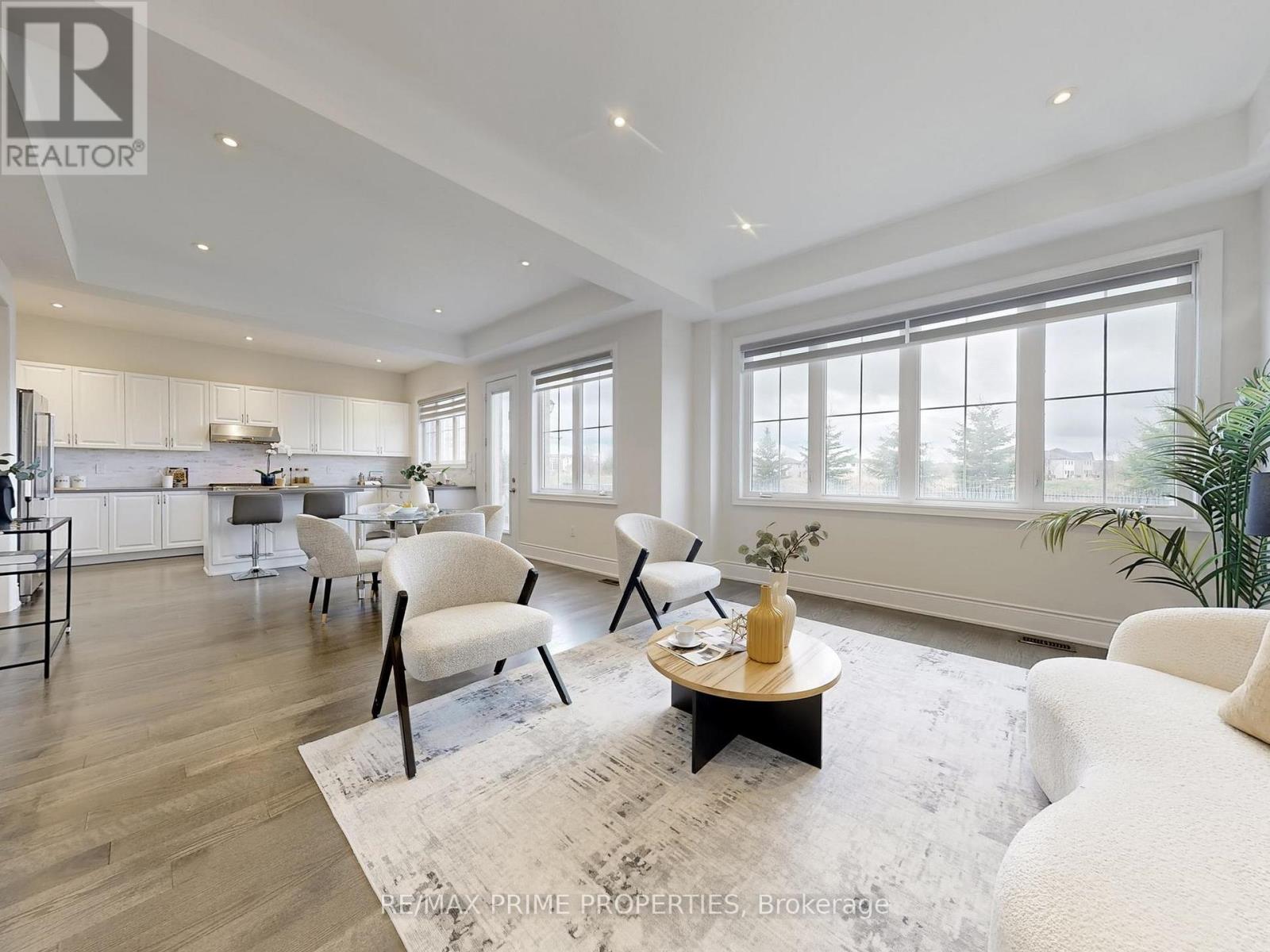 46 SCRIVENER DRIVE, Aurora, Ontario, L4G0Y8 — Photo 12