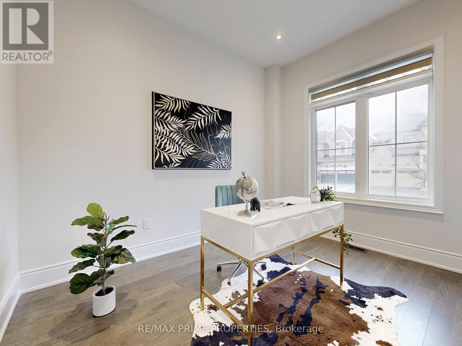 46 SCRIVENER DRIVE, Aurora, Ontario, L4G0Y8 — Photo 2