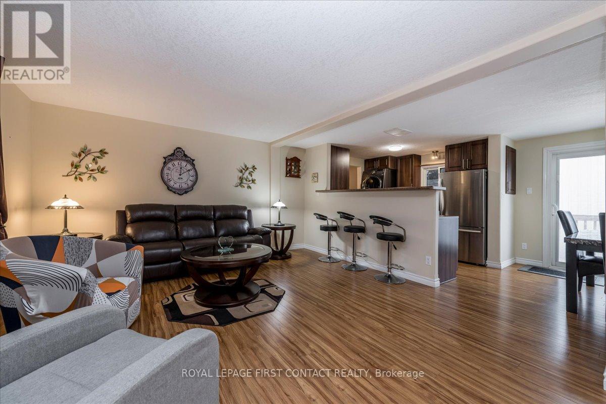 50 LINDEN LANE, Innisfil, Ontario, L9S1P2 — Photo 8