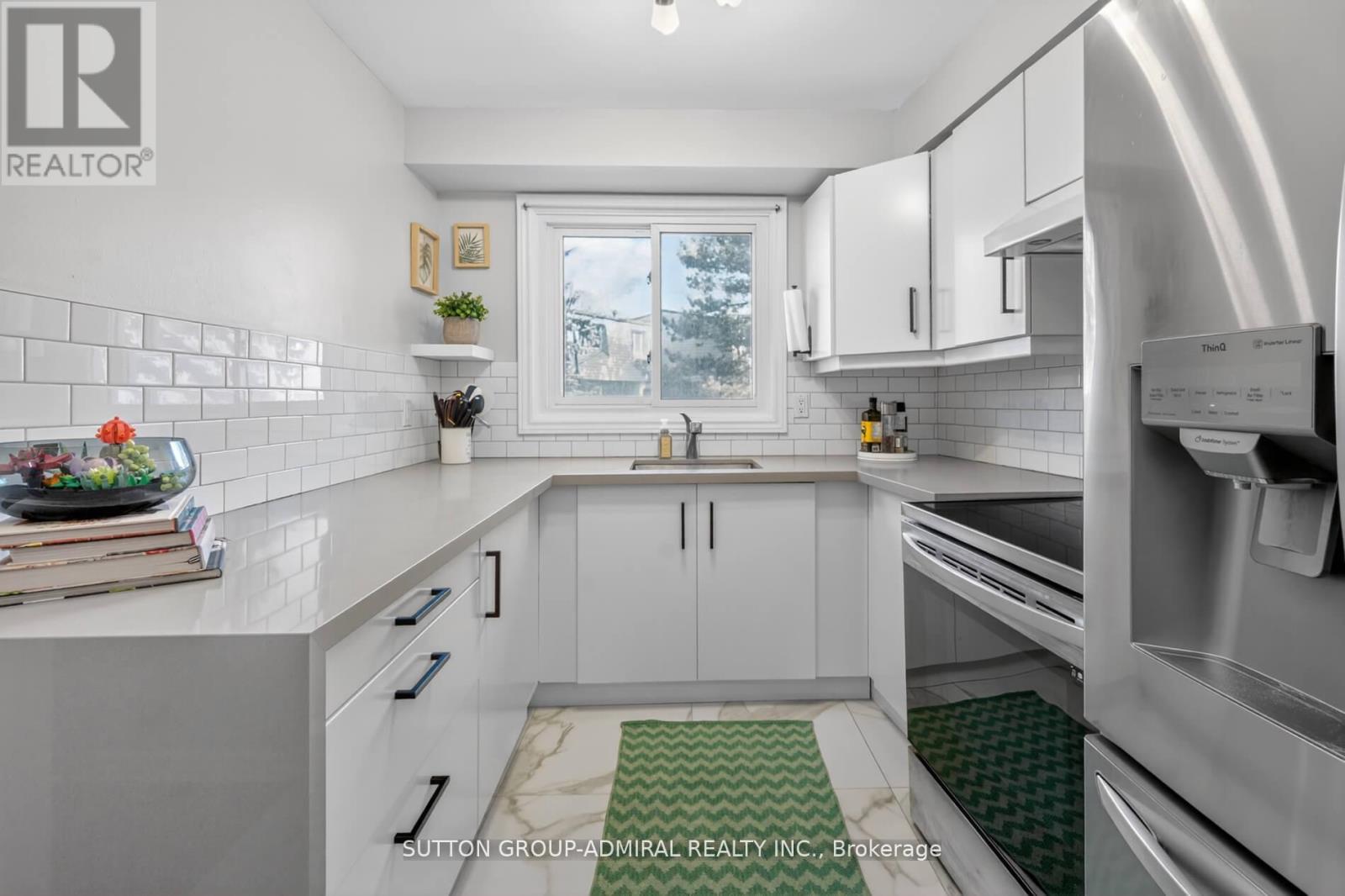 118 - 3175 KIRWIN AVENUE, Mississauga (Cooksville), Ontario, L5A3M4 — Photo 11