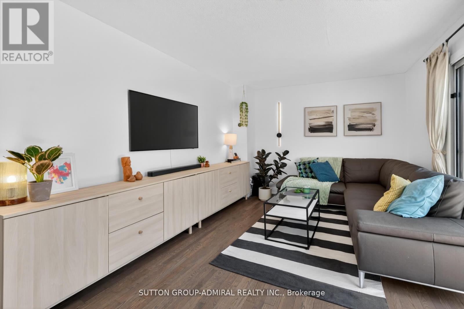 118 - 3175 KIRWIN AVENUE, Mississauga (Cooksville), Ontario, L5A3M4 — Photo 6