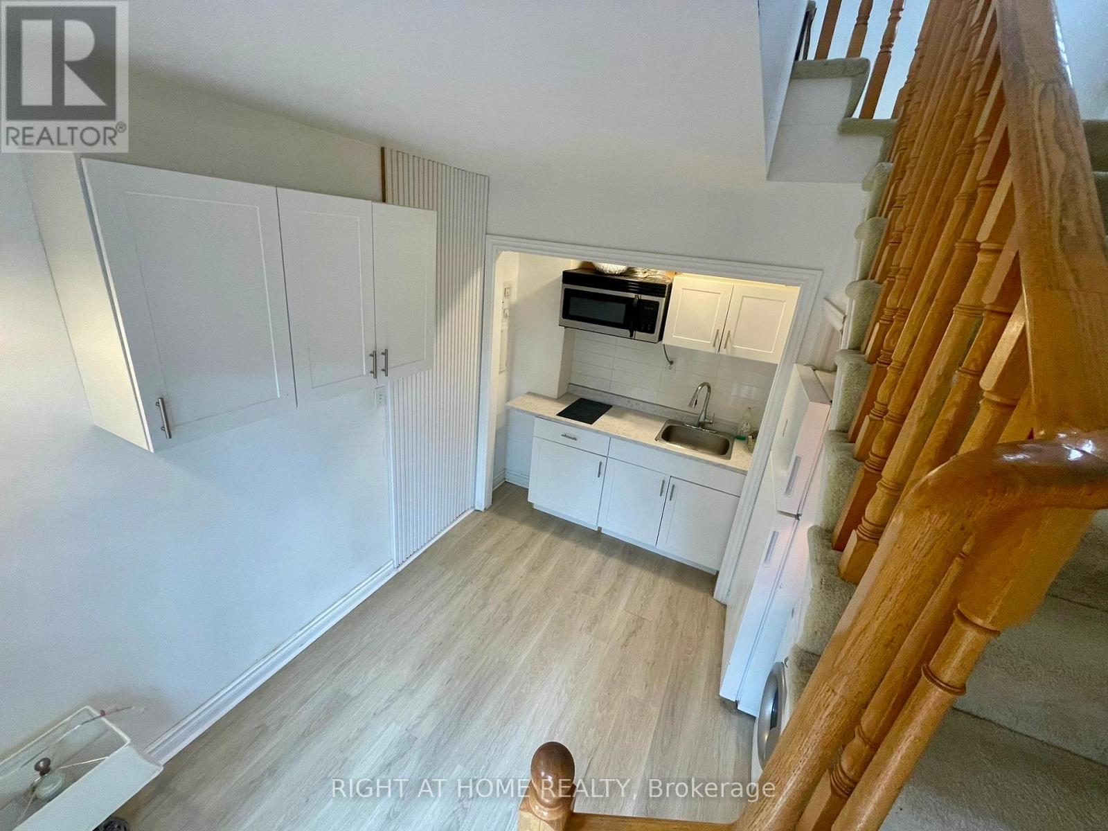 21 MITRE PLACE, Toronto (Kingsview Village-The Westway), Ontario, M9R3C5 — Photo 15